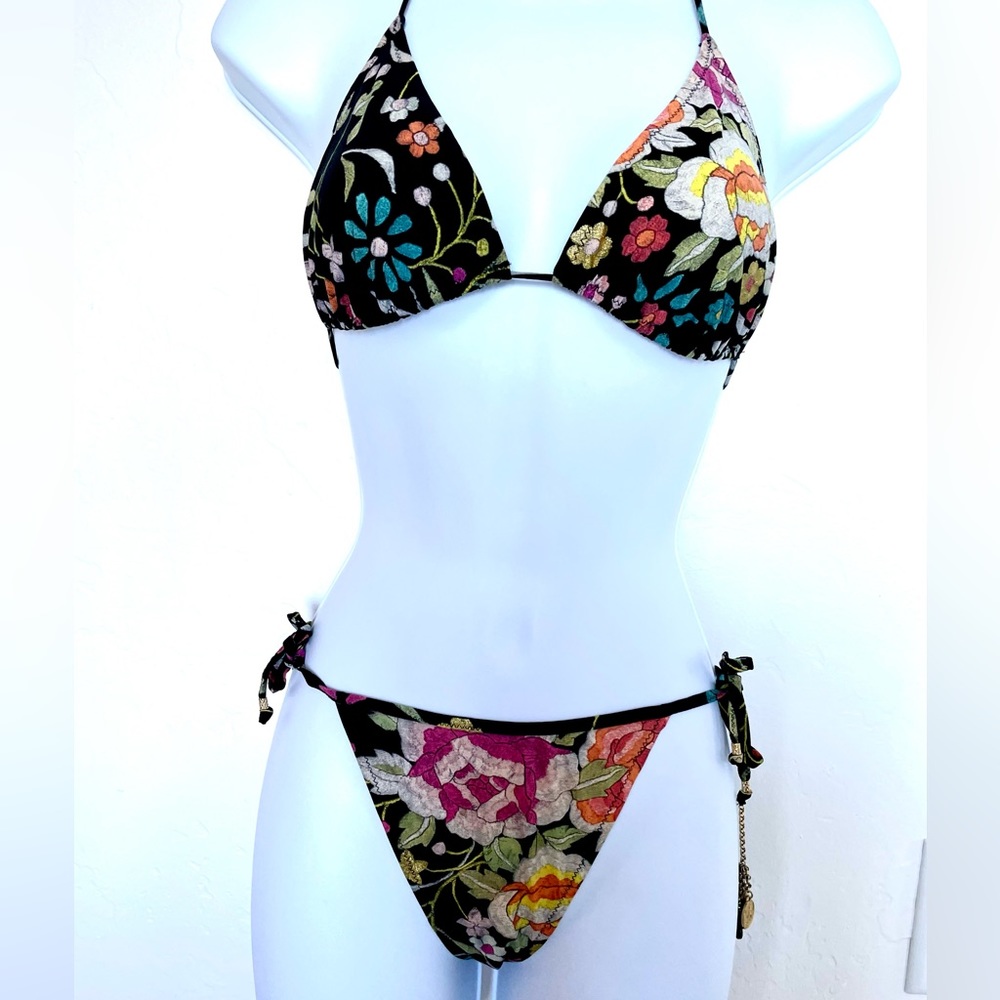 COPY - 🖤CLOSET CLEAR OUT🩷 Roberto Cavalli String Bikini